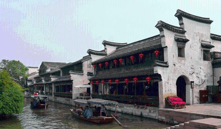 [紧急提问] 他们说只有猫跳到死人的身上，那个死人就会坐起来 然后在睡下了 而且是他们亲眼所见，请问...游戏画面